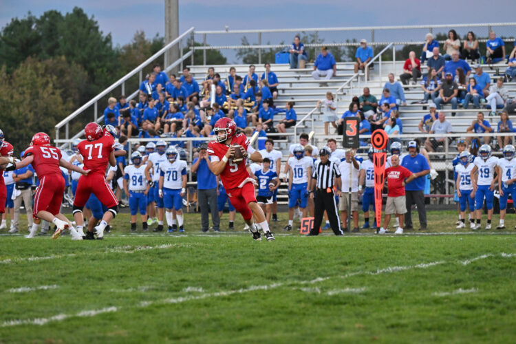 Union Local Dominant Both Ways In 35-0 Victory vs. Warren Local